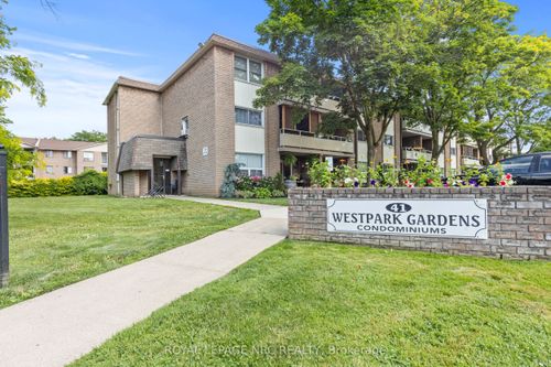 215-41 Rykert St, Saint Catharines, ON, L2S3A4 | Card Image