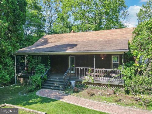 188 Olde Schoolhouse Road, Cresco, PA, 18326 | Card Image