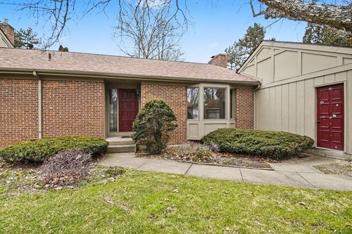 6349 Greenway Dr Se, Grand Rapids, MI, 49546-7021 | Card Image