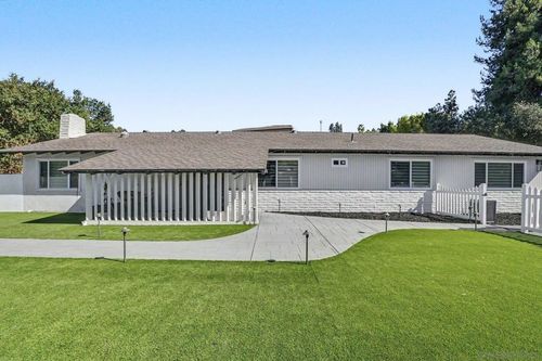 343 Horizon Hills Dr, El Cajon, CA, 92020-8126 | Card Image