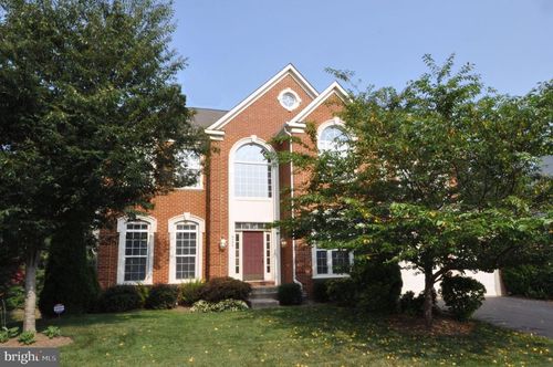 9308 Rustic Breeze Ct, BRISTOW, VA, 20136-1197 | Card Image