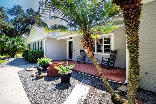 3212 Stagecoach Trl, WIMAUMA, FL, 33598-7525 | Card Image