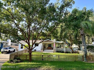 390 10 Th Street, House other with 3 bedrooms, 2 bathrooms and null parking in Atlantic Beach FL | Image 2