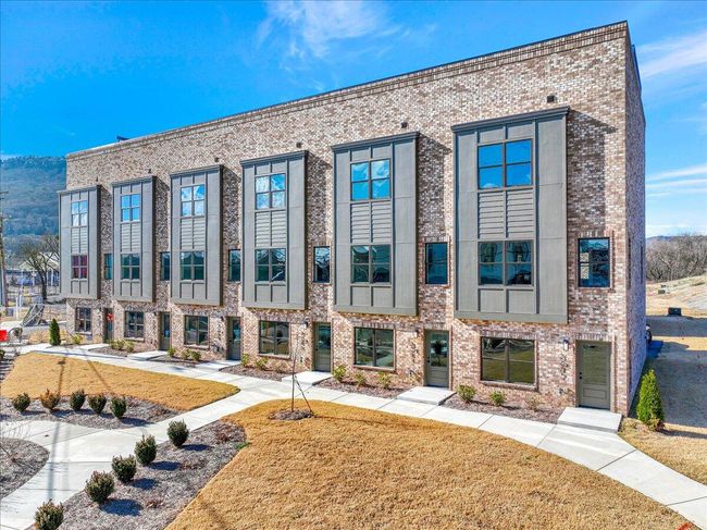 1443 Caldwell Ln, Townhouse with 3 bedrooms, 4 bathrooms and null parking in Chattanooga TN | Image 24