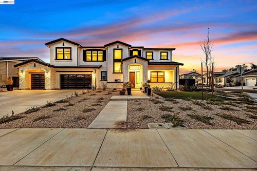 259 Eagle Nest Dr, Oakley, CA, 94561-6044 | Card Image