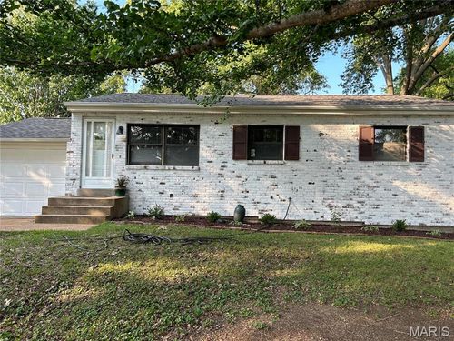 4119 Cornus Dr, Saint Louis, MO, 63125-3012 | Card Image