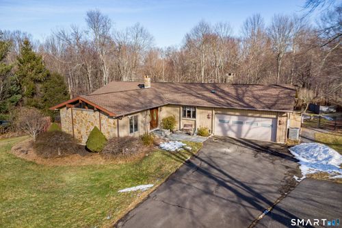 18 Jewel Ln, New Fairfield, CT, 06812-3113 | Card Image