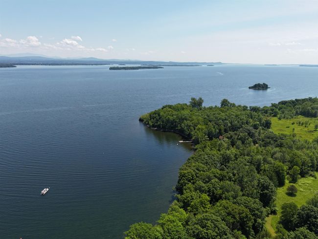 1072 Butler Is, House other with 1 bedrooms, 1 bathrooms and null parking in North Hero VT | Image 26