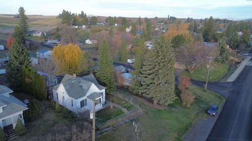 606 W Steptoe Ave, Oakesdale, WA, 99158-9676 | Card Image