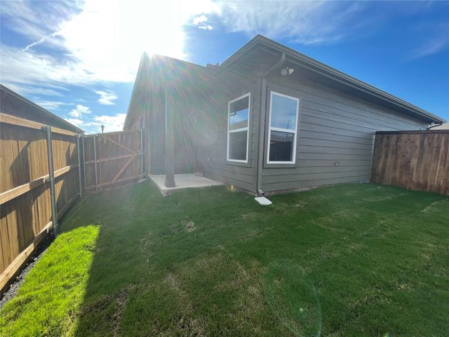 2829 Peony Dr, Home with 3 bedrooms, 2 bathrooms and null parking in Sherman TX | Image 13