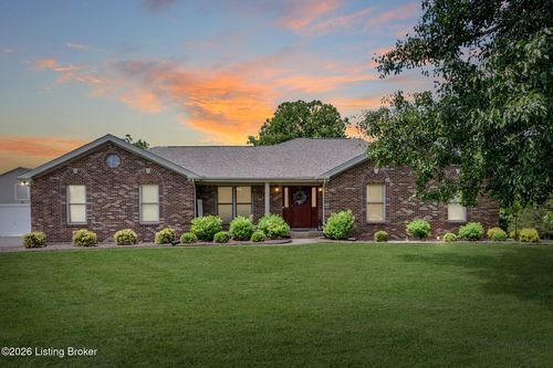 2032 Currys Fork Dr, La Grange, KY, 40031 | Card Image