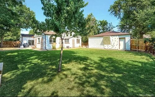 2926 Kearney St, Denver, CO, 80207-2825 | Card Image