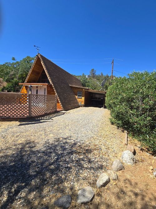 112 Aspen Dr, Bodfish, CA, 93205-9618 | Card Image