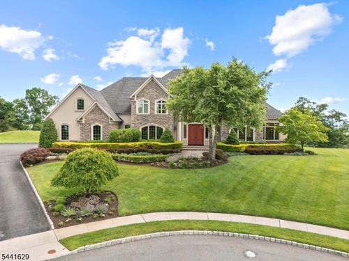 15 Adams Way, Towaco, NJ, 07082-1464 | Card Image