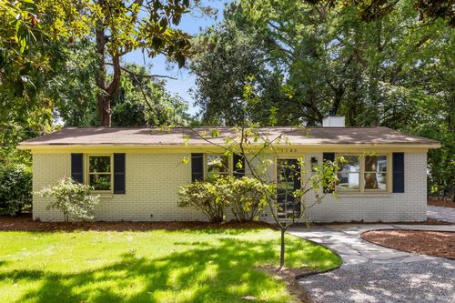 1146 Brigantine Dr, Charleston, SC, 29412-8979 | Card Image