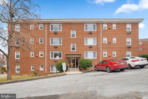 apt-204-945 N Barton St, ARLINGTON, VA, 22201-1950 | Card Image