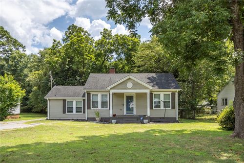 106 Beulah Dr, Anderson, SC, 29625-2824 | Card Image