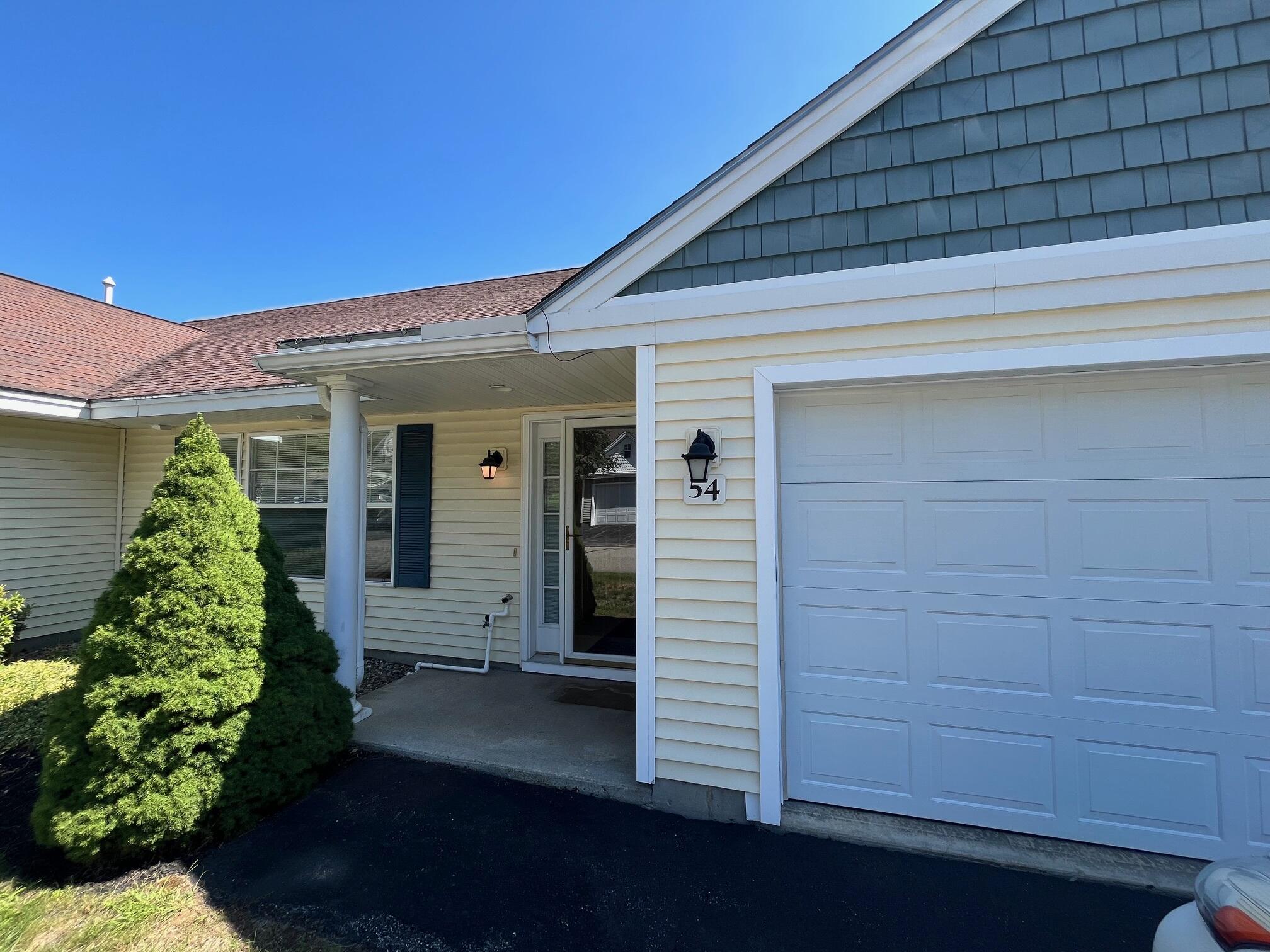 Kavanaugh Rd, Old Orchard Beach, ME 04064