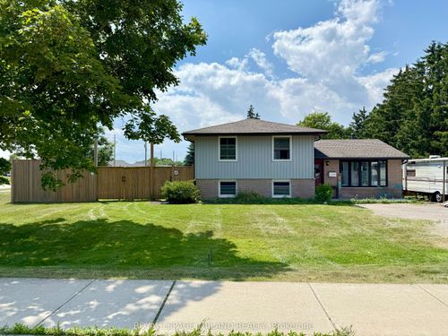 139 Coulter Ave, Saint Thomas, ON, N5R5A6 | Card Image