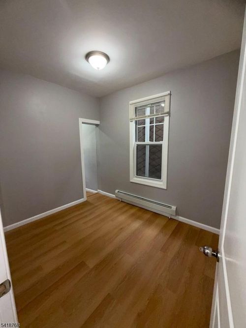 458 Livingston St, Elizabethport, NJ, 07206-1322 | Card Image