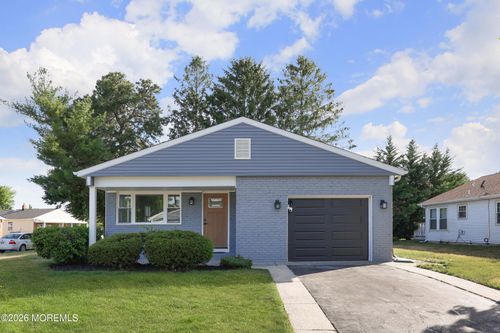 1 Dawn Way, Toms River, NJ, 08757-6536 | Card Image
