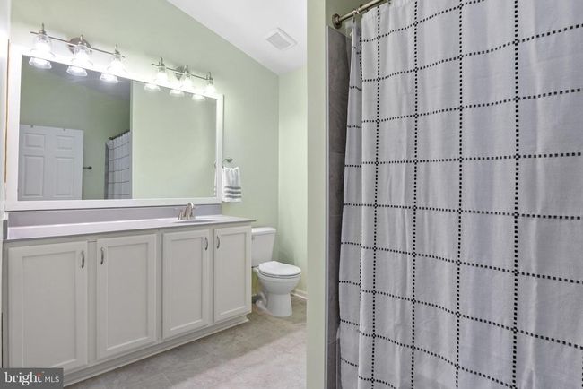 265 Lakeview Dr, House other with 4 bedrooms, 4 bathrooms and null parking in Spring Grove PA | Image 36