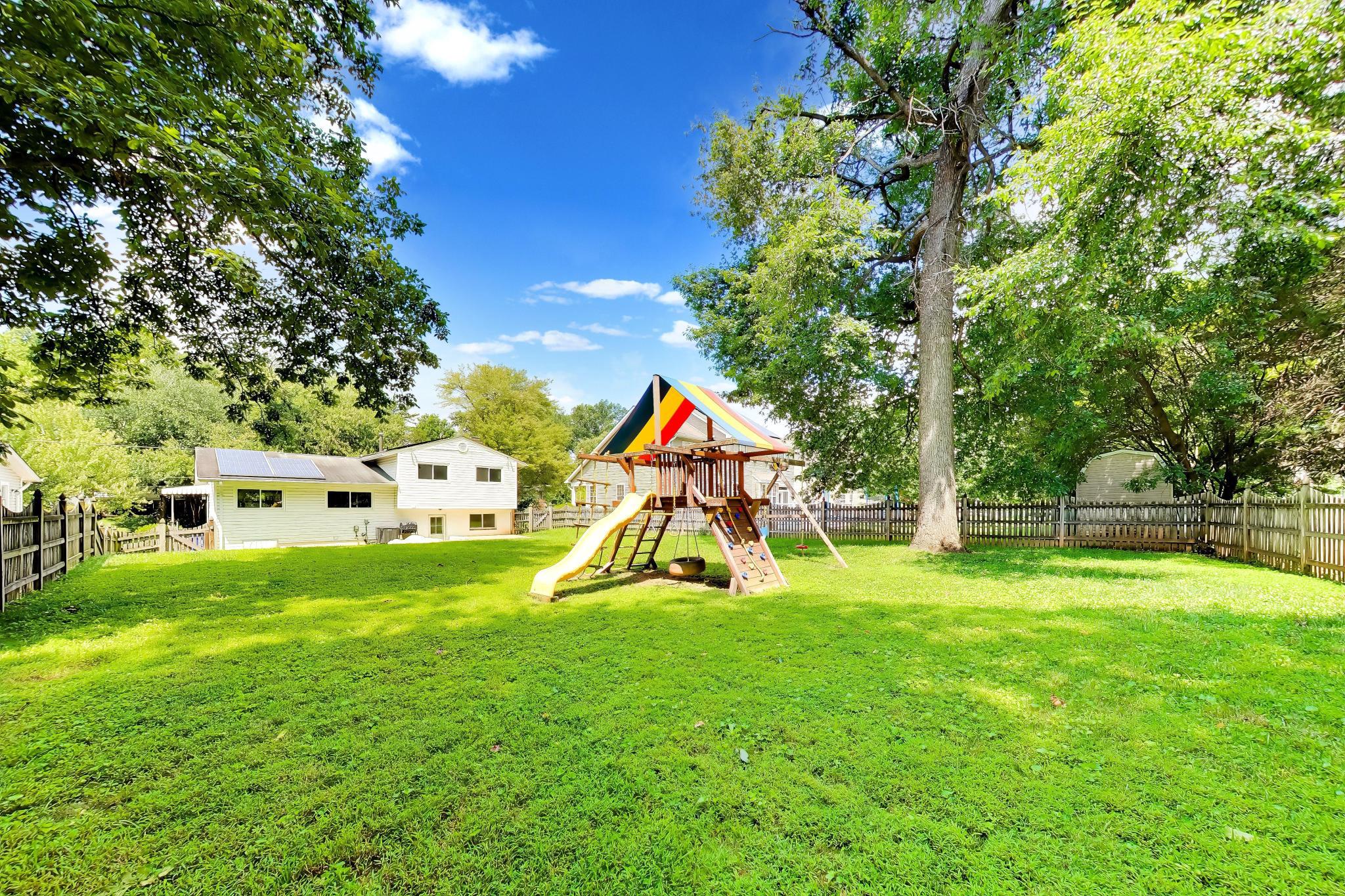 Residential Lease in NORTH BETHESDA 5