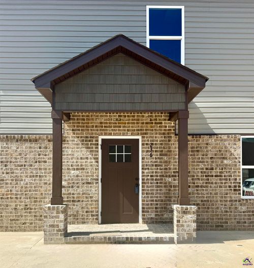 236 Beau Claire Cir, Byron, GA, 31008-3352 | Card Image