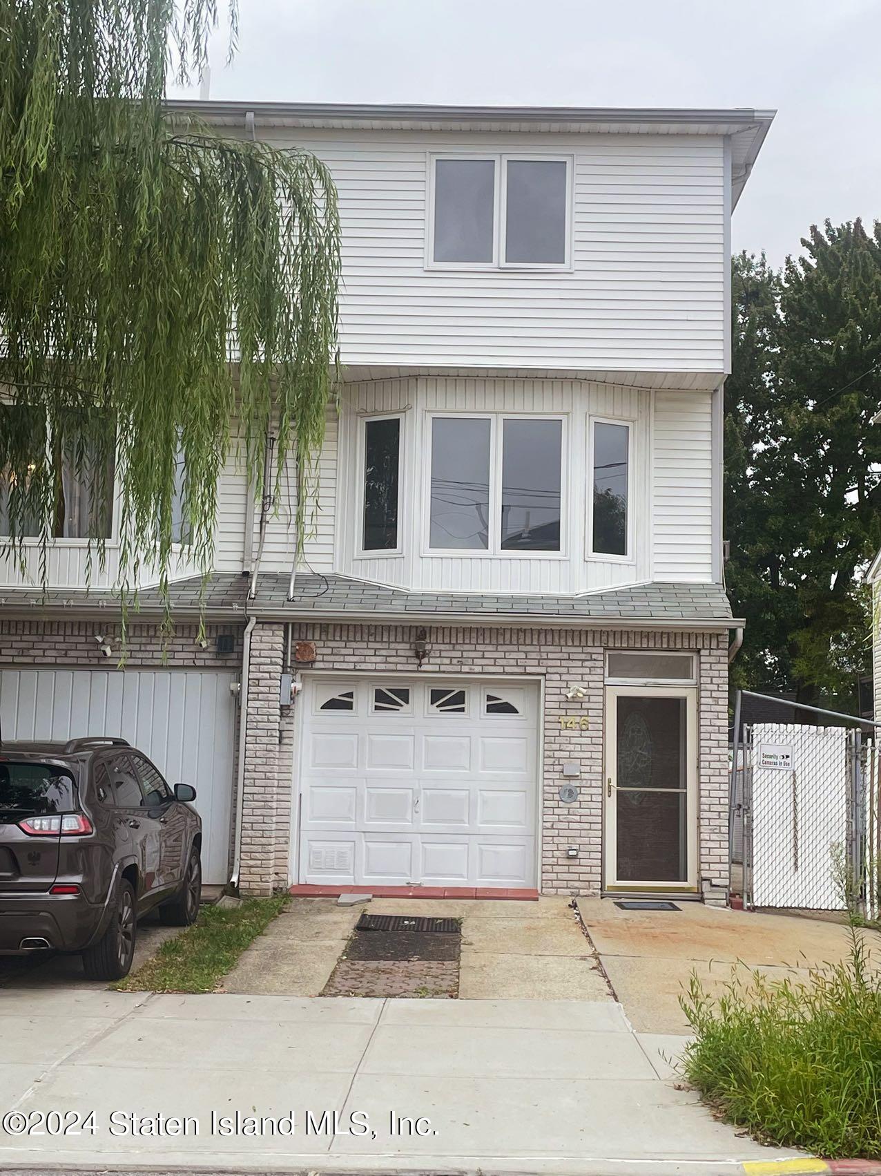 Grimsby St, Staten Island, NY 10306