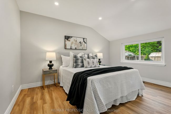 18 Weber Dr, House other with 3 bedrooms, 2 bathrooms and 3 parking in Georgetown ON | Image 18