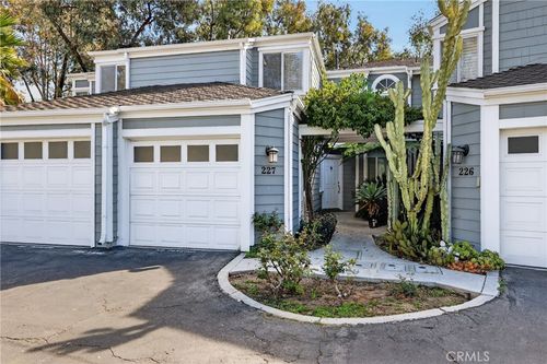 227 Santa Rosa Ct, Laguna Beach, CA, 92651-4427 | Card Image