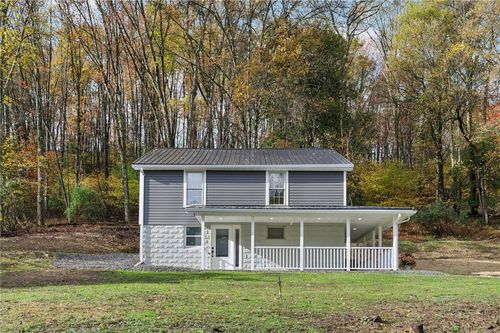 305 Queenstown Rd, Karns City, PA, 16041-3013 | Card Image