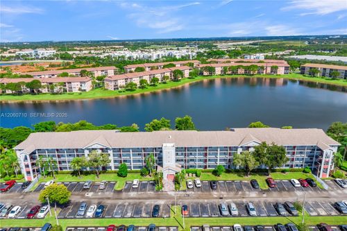 304f-750 Sw 138th Ave, Pembroke Pines, FL, 33027-3550 | Card Image