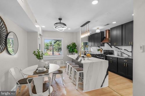 1614 Q St Se, WASHINGTON, DC, 20020-5516 | Card Image