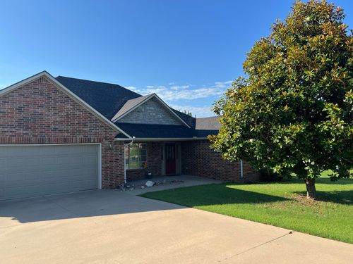 1704 Estates Dr, Grove, OK, 74344-3311 | Card Image