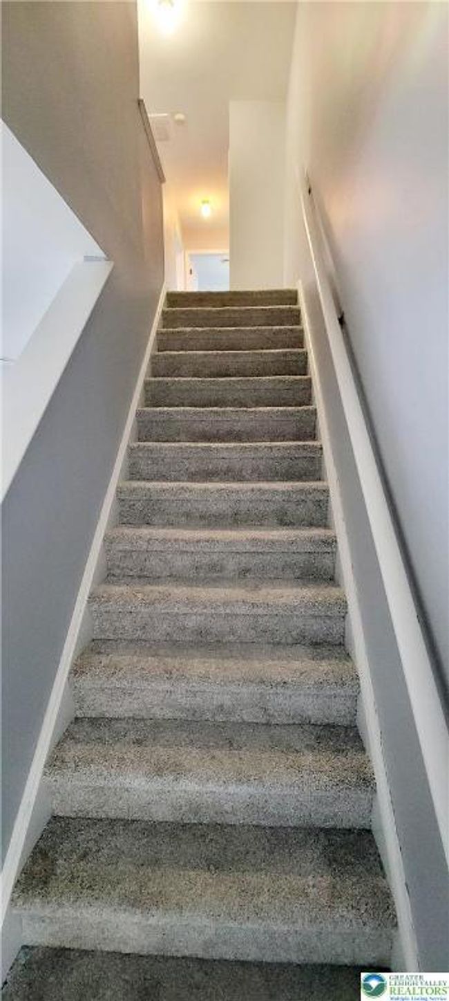 201 N Irving St, House other with 3 bedrooms, 2 bathrooms and null parking in Allentown PA | Image 11