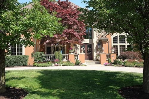 246 Niagara Point Dr, Erie, PA, 16507-2322 | Card Image