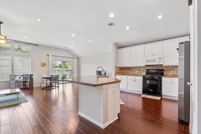 8206 Caldera Ln, House other with 5 bedrooms, 4 bathrooms and 2 parking in Cypress TX | Image 23
