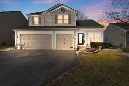 31696 N Borre Dr, Lakemoor, IL, 60051-2297 | Card Image