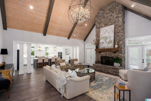 5726 Deercrest Ct, TRUSSVILLE, AL, 35173-1157 | Card Image
