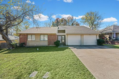 2313 Paul Revere St, Temple, TX, 76504-2389 | Card Image