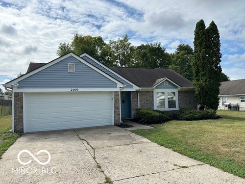 2709 E 30th St, Indianapolis, IN, 46218-2894 | Card Image