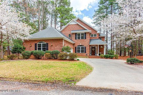 793 Daphne Ln, Vass, NC, 28394-9521 | Card Image