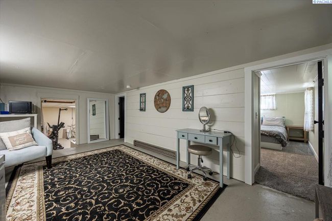 805 Babs Ave, Home with 4 bedrooms, 2 bathrooms and null parking in Benton City WA | Image 29