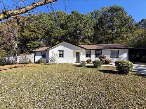 3174 Newcastle Way, Snellville, GA, 30039-4633 | Card Image