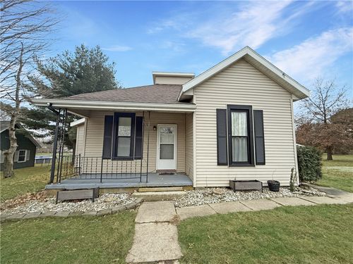 520 W Lincoln St, Westfield, IL, 62474-1408 | Card Image