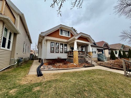 2239 S 73rd St, WEST ALLIS, WI, 53219-1813 | Card Image