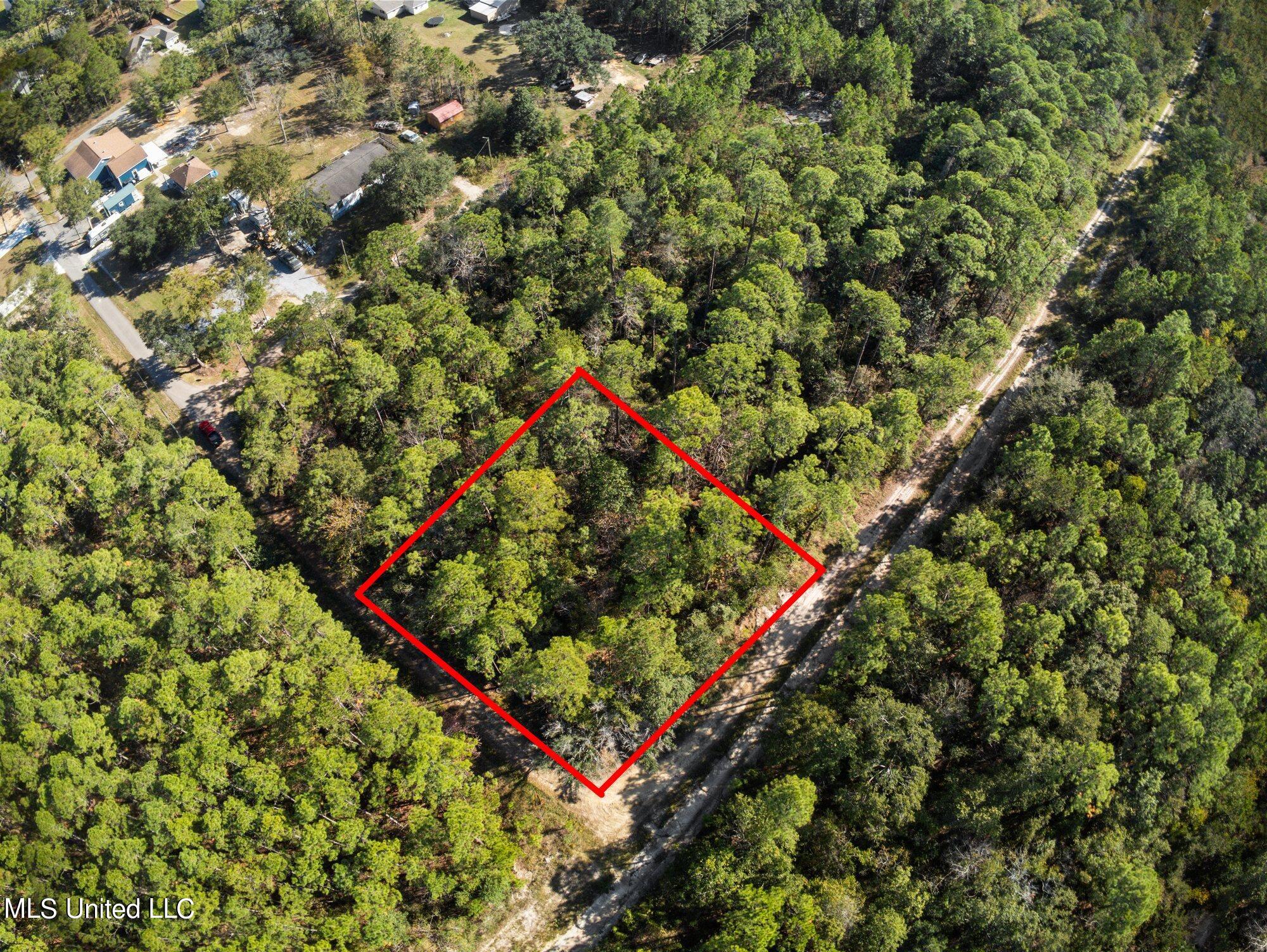 Land in Waveland 3