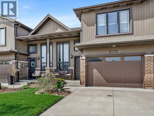11944 Thistledown Ave, Windsor, ON, N8P0B7 | Card Image