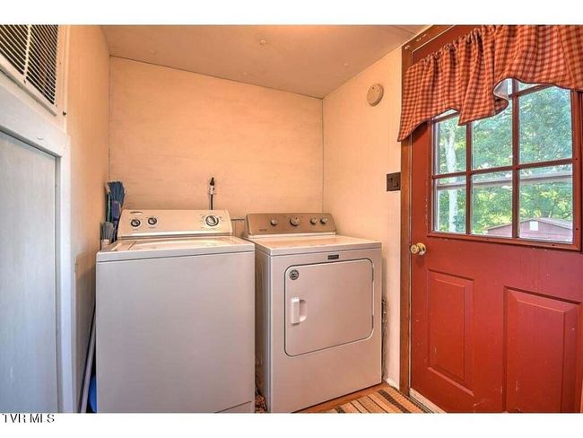 5596 Twin Springs Rd, House other with 3 bedrooms, 2 bathrooms and null parking in Dungannon VA | Image 20